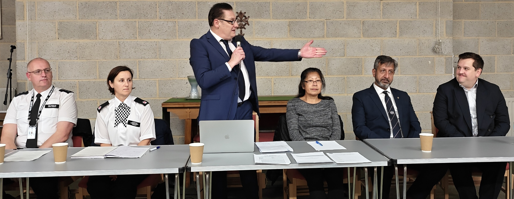 Grant Murrell introduces the speakers